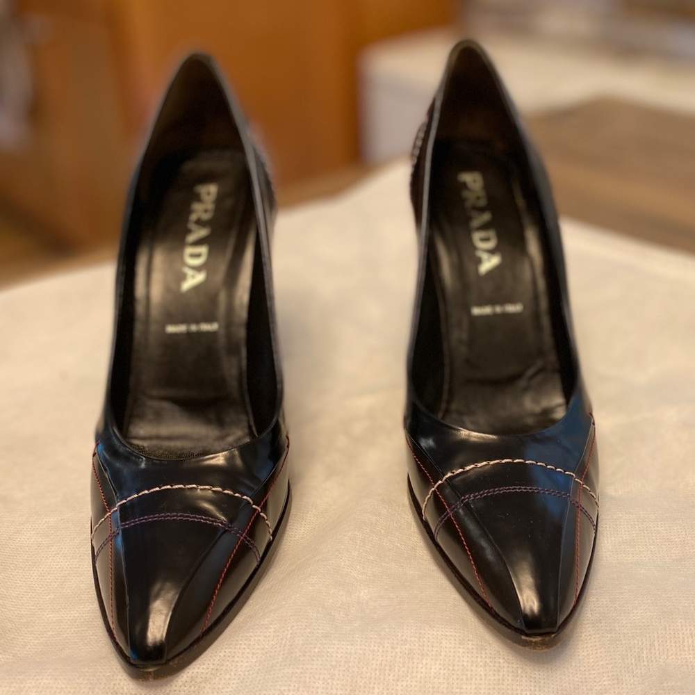 WOW! AUTH PRADA Color Block Pumps - Blk/Brn w Red/Purple Accents 38.5